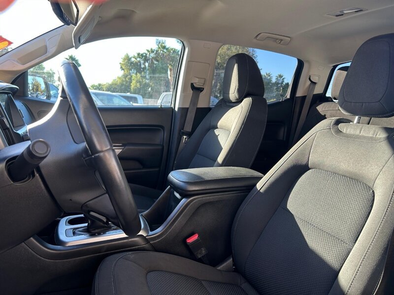 Used 2022 Chevrolet Colorado LT w/ LT Convenience Package RWD image 13