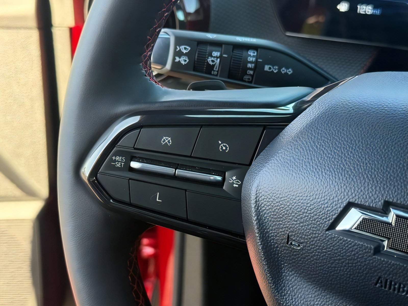 Used 2025 Chevrolet Equinox RS w/ Convenience Package III image 14