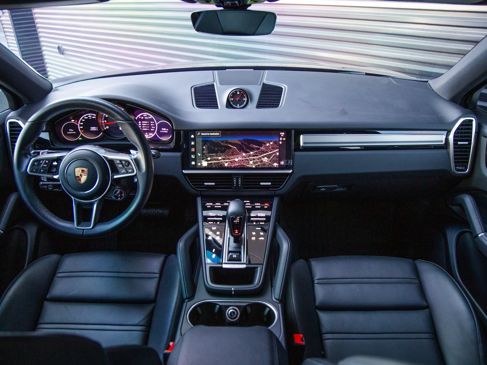 Certified 2023 Porsche Cayenne Platinum Edition AWD/4WD image 16