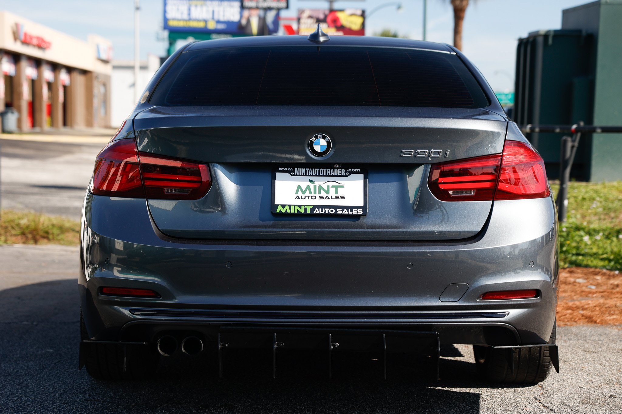 Used 2018 BMW 330i Sedan w/ Premium Package RWD image 11