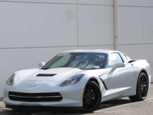 Used 2019 Chevrolet Corvette Stingray Coupe w/ 1LT RWD image 1
