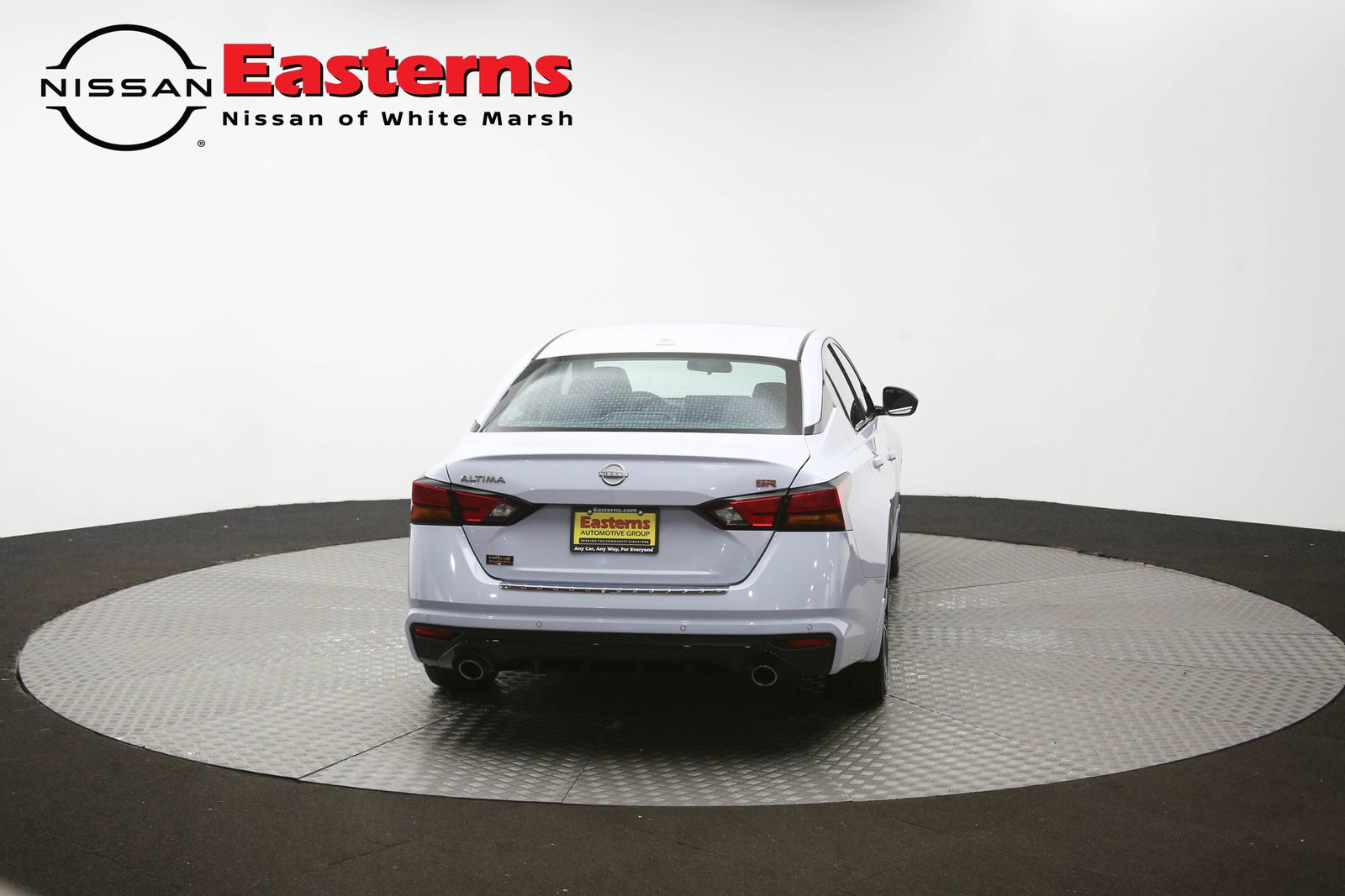 Used 2023 Nissan Altima 2.5 SR w/ SR Premium Package FWD image 37