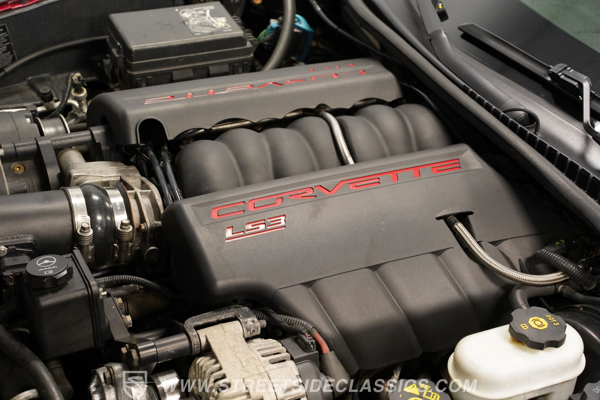 Used 2011 Chevrolet Corvette Grand Sport w/ Preferred Equipment Group RWD image 35