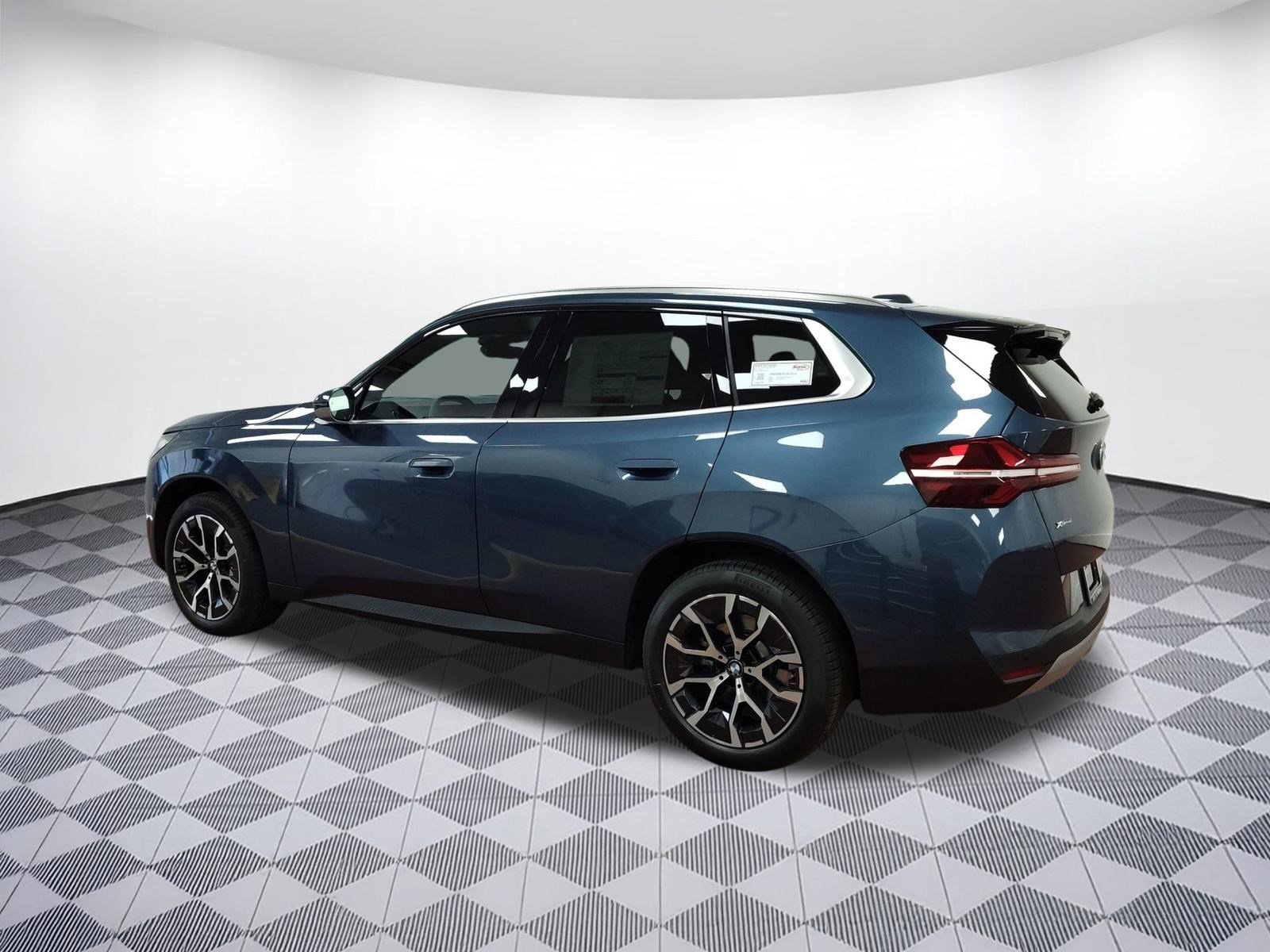 New 2026 BMW X3 xDrive30 w/ Convenience Package image 3