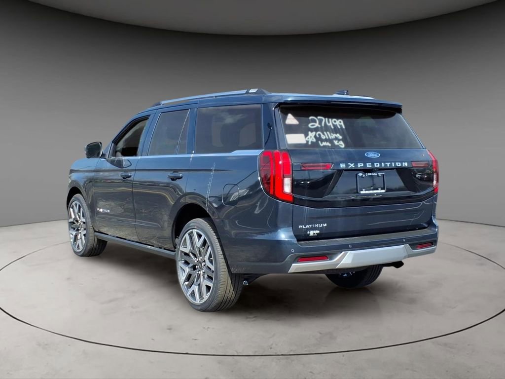 New 2026 Ford Expedition Platinum image 3