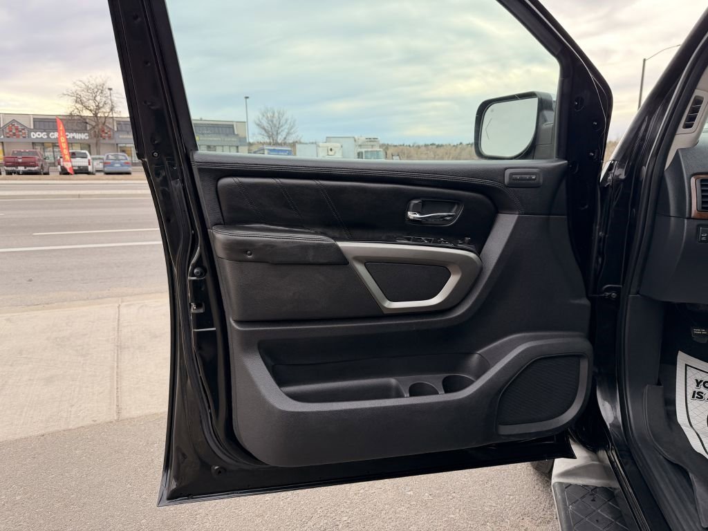 Used 2015 Nissan Armada Platinum image 17