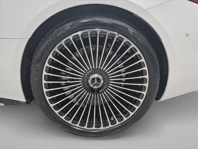 New 2026 Mercedes-Benz Maybach SL 680 image 10