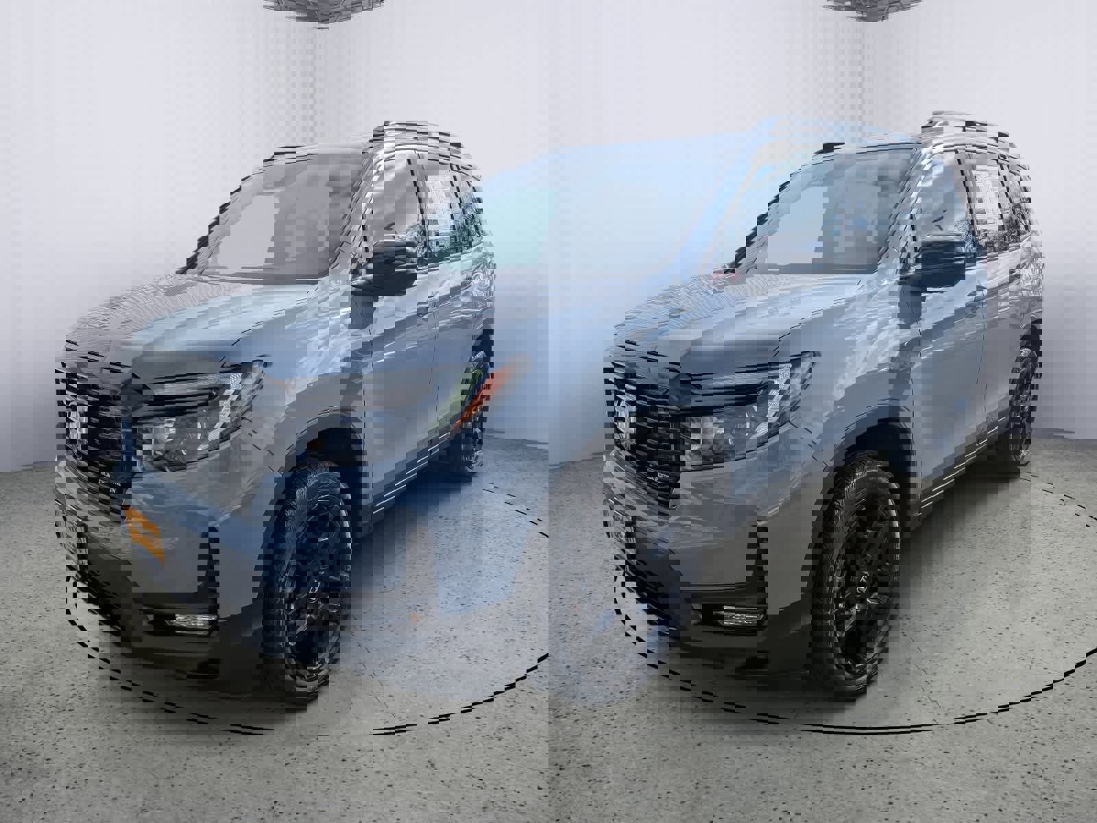 Certified 2025 Honda Passport Black Edition image 6