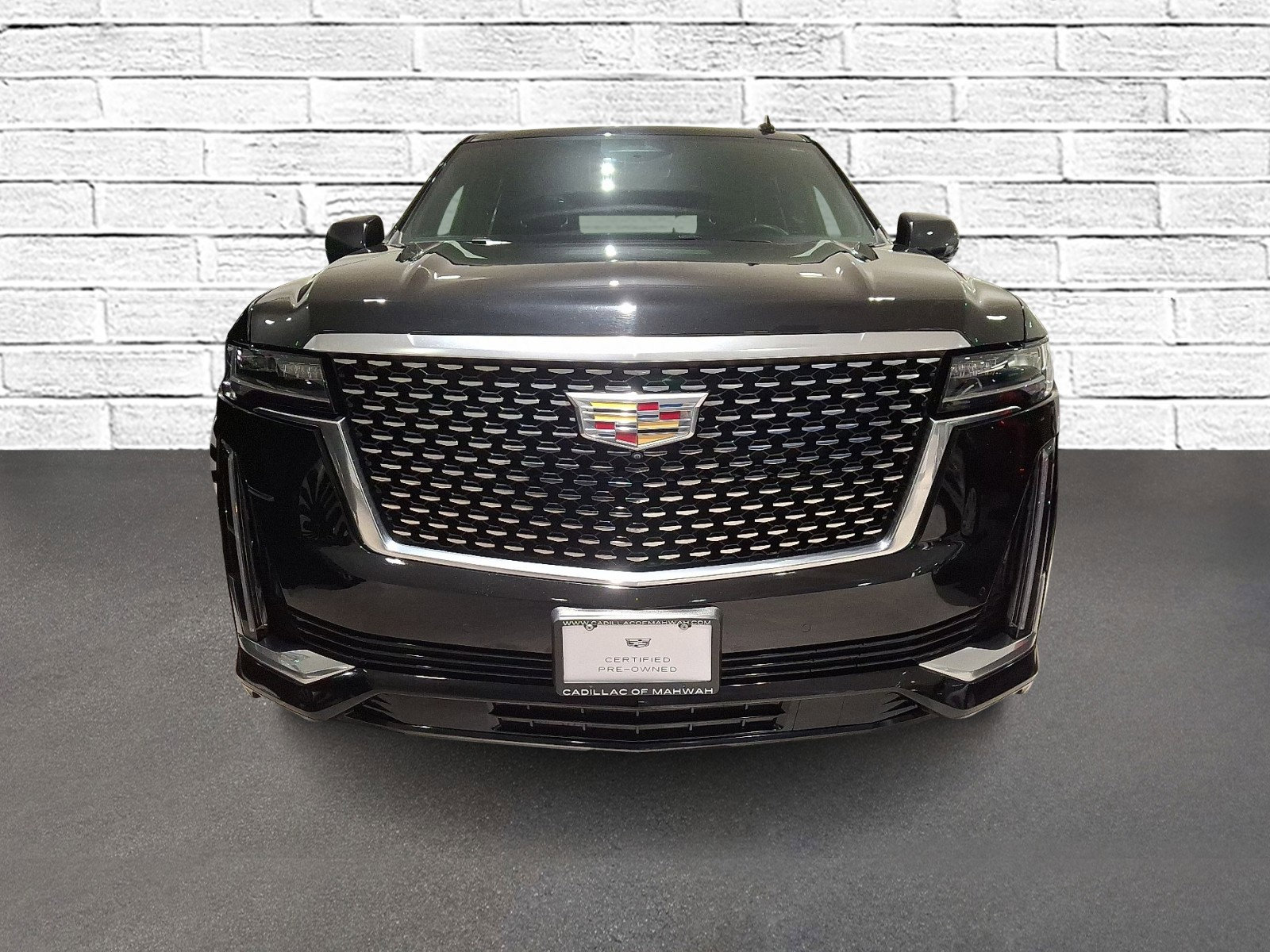 Certified 2023 Cadillac Escalade Premium Luxury image 6