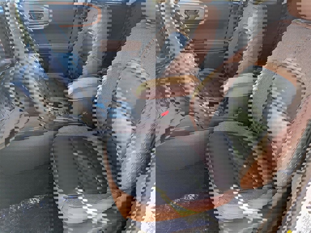 New 2025 Ford Bronco Sport Outer Banks w/ Outer Banks Tech Package+ image 16