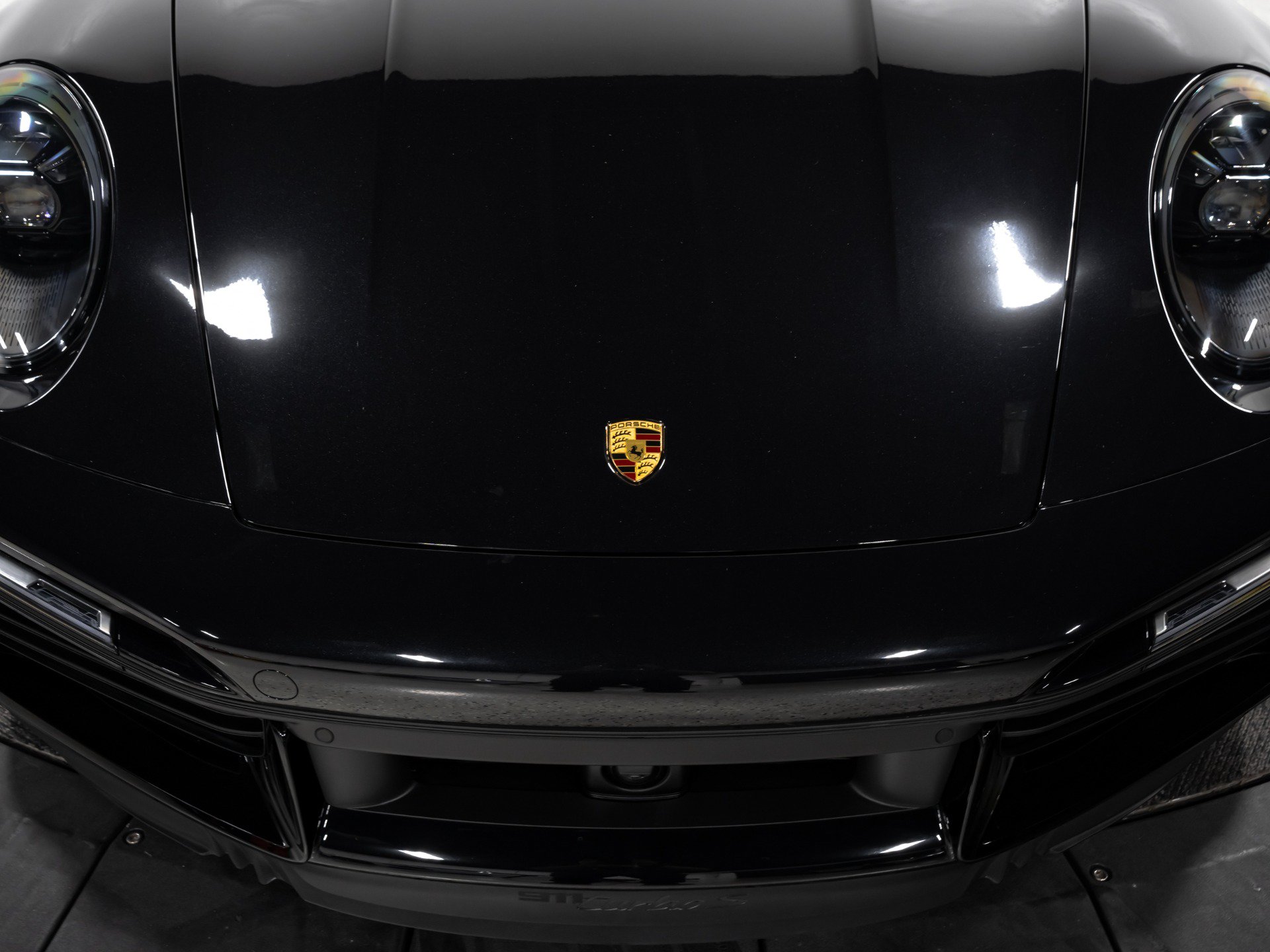 Used 2025 Porsche 911 Turbo S AWD/4WD image 16