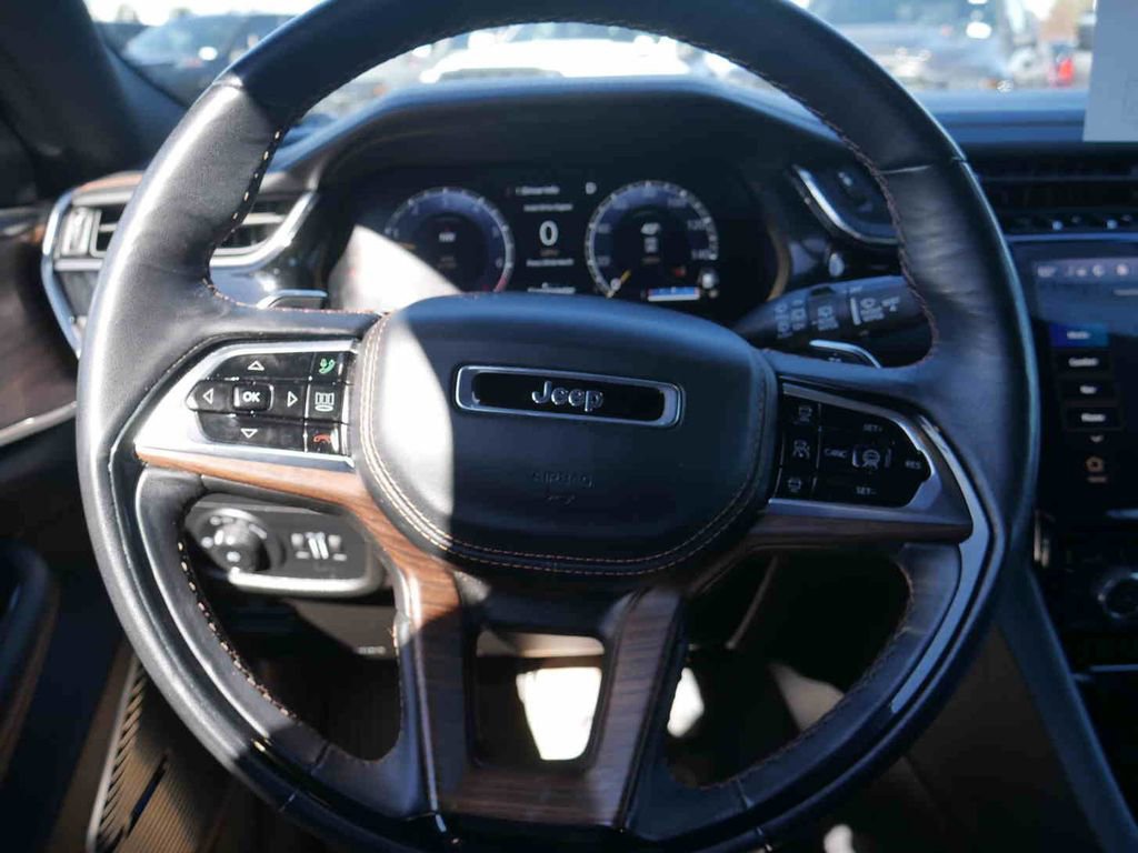 Used 2023 Jeep Grand Cherokee Summit w/ Adv Protech Group IV image 39