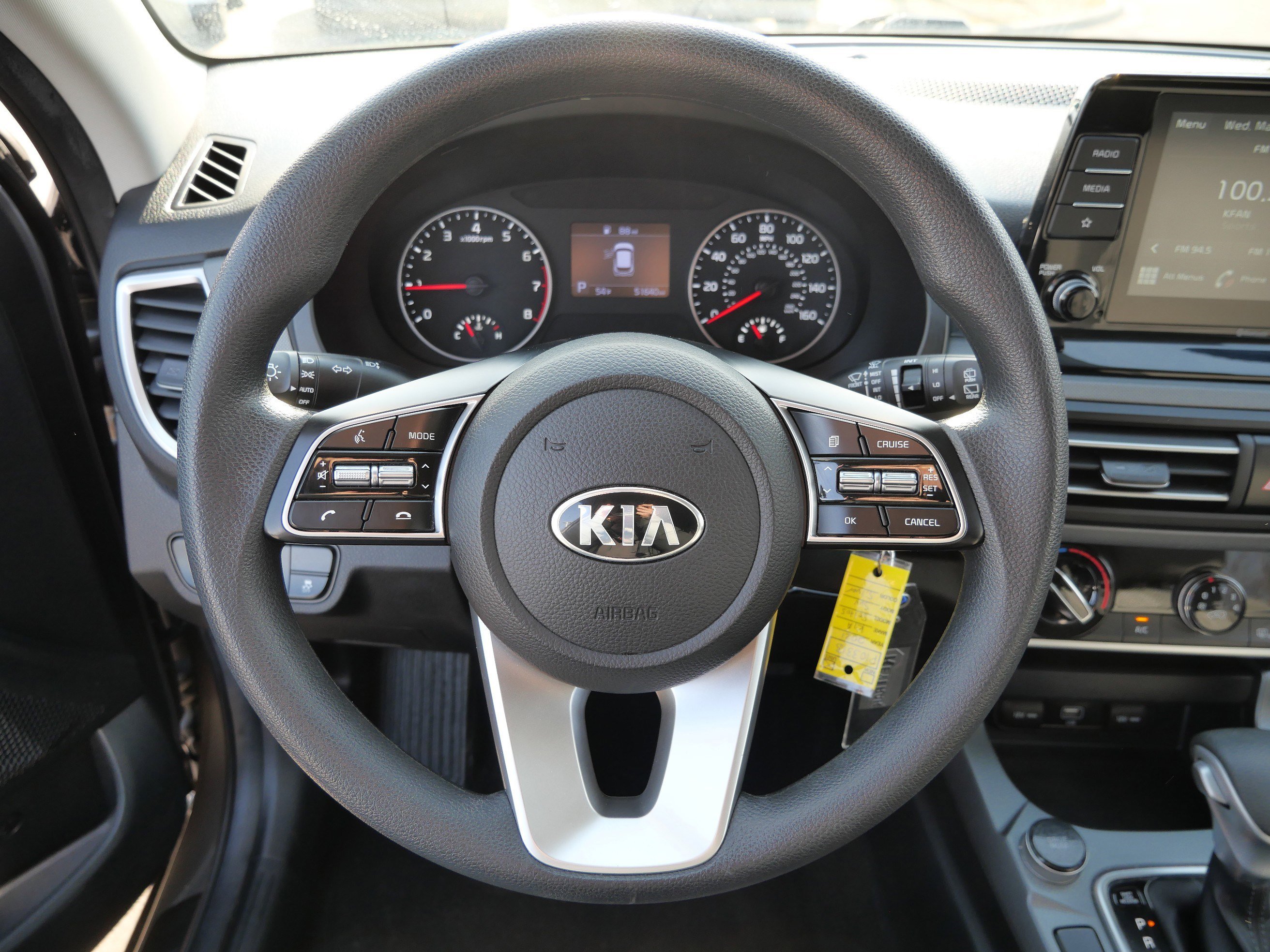Used 2021 Kia Seltos LX image 26