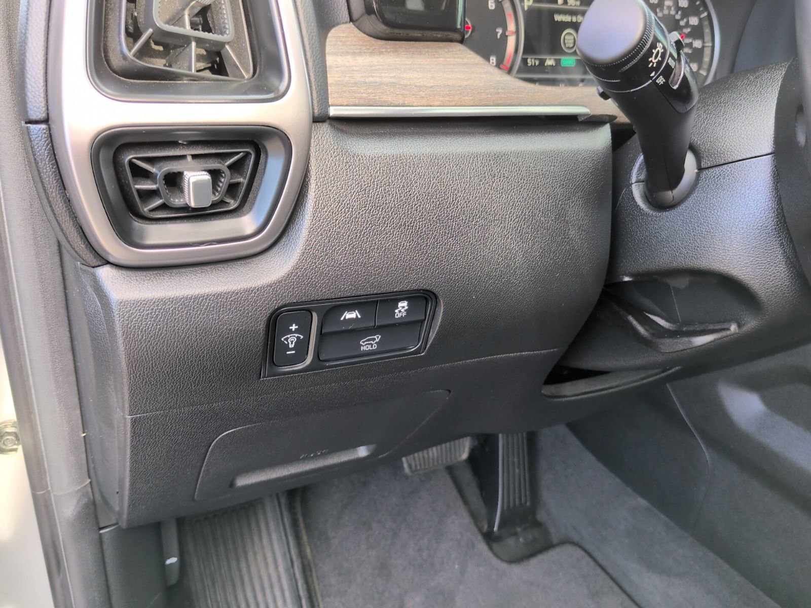 Used 2023 Kia Sorento X-Line EX image 19