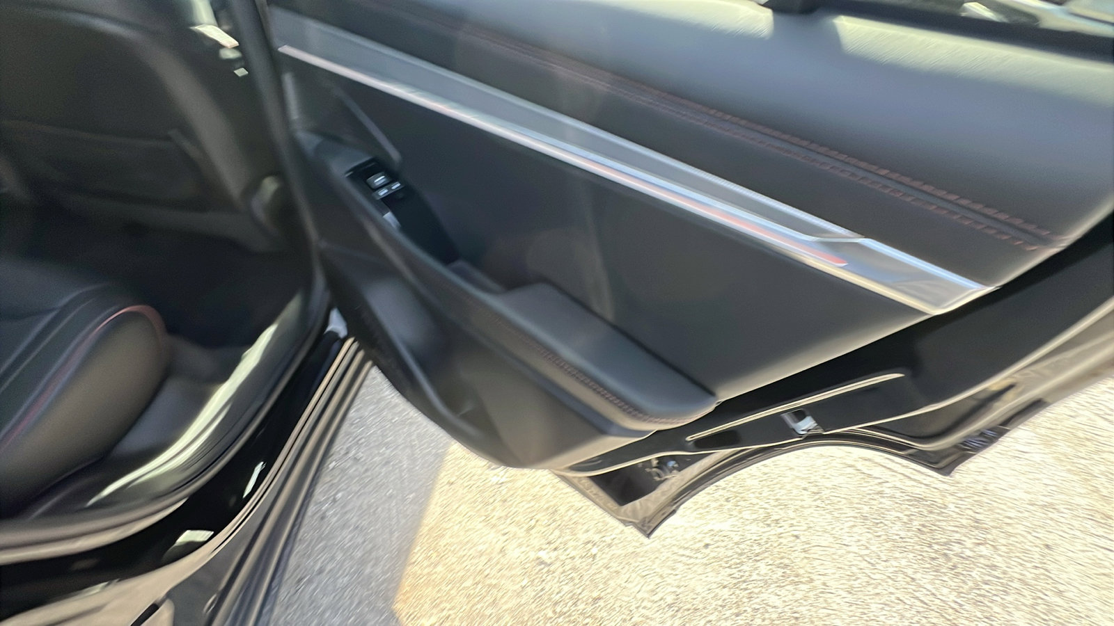 Used 2024 Jeep Wagoneer Launch Edition image 22