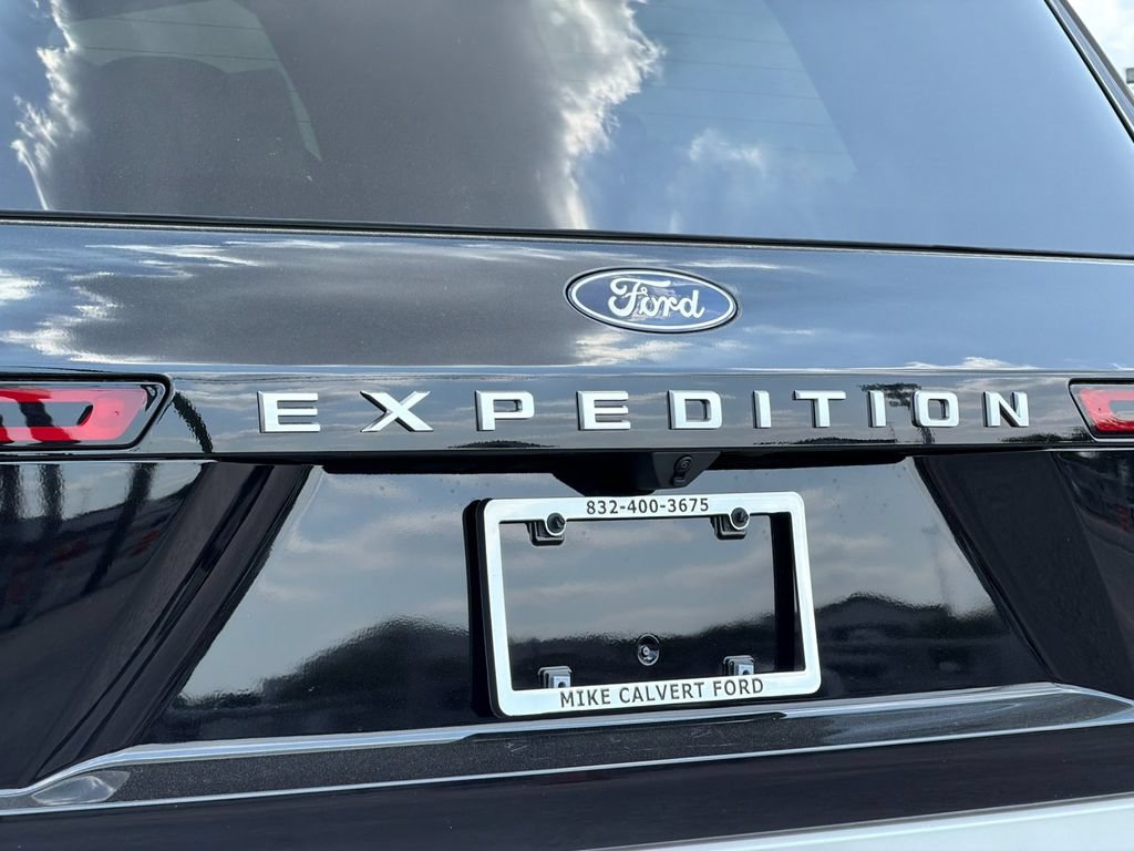 New 2027 Ford Expedition Platinum w/ Platinum Ultimate Package AWD/4WD image 29