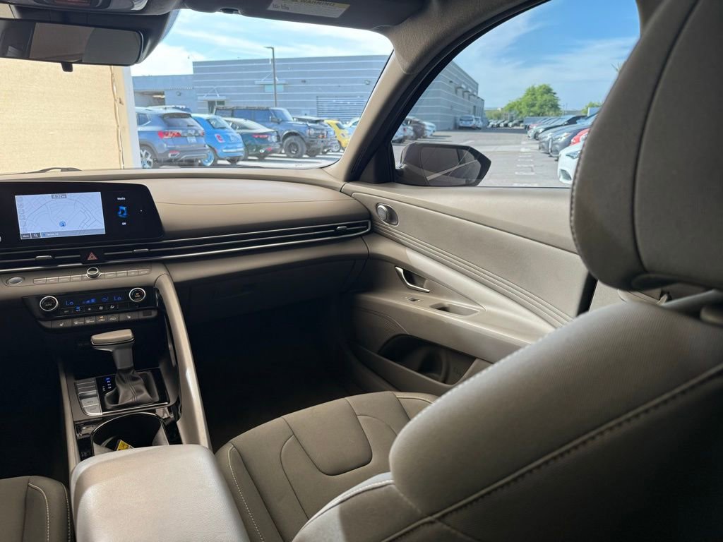 Used 2024 Hyundai Elantra SEL w/ Convenience Package FWD image 30