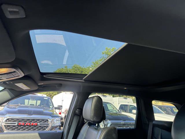 Used 2022 Jeep Grand Cherokee Limited image 9