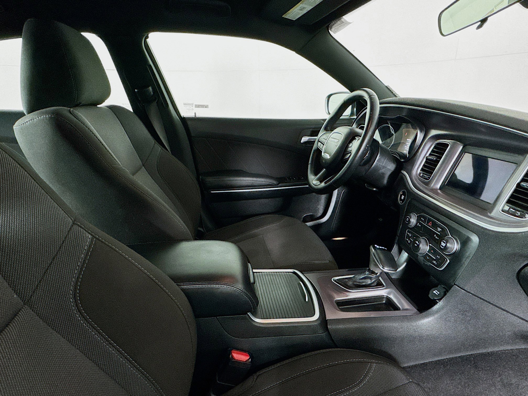 Used 2020 Dodge Charger SXT image 28