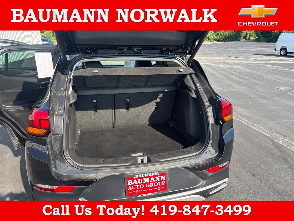 Used 2023 Buick Encore GX Select FWD image 39