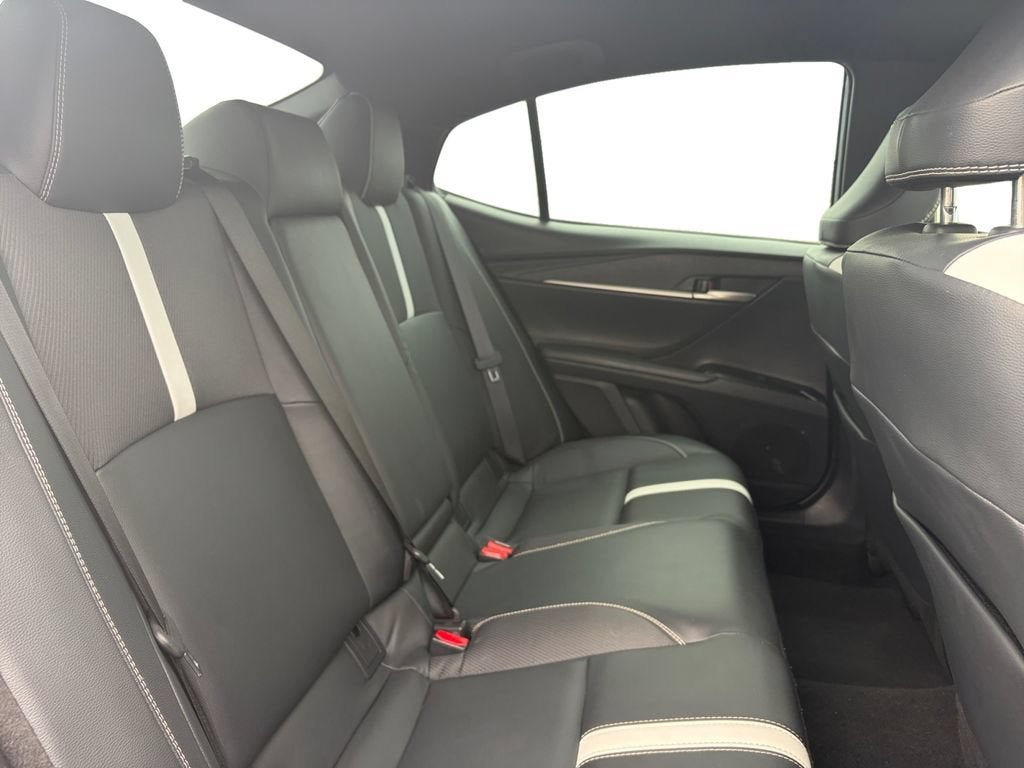 Used 2025 Toyota Camry SE FWD image 18