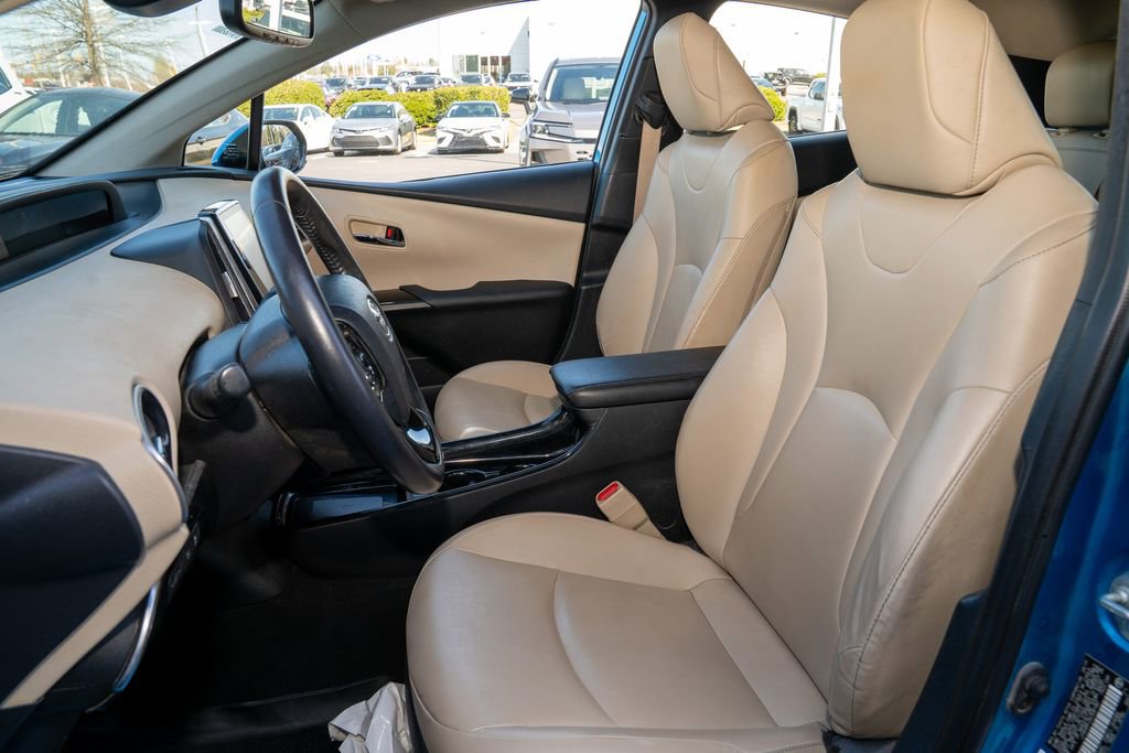 Used 2019 Toyota Prius Limited image 10