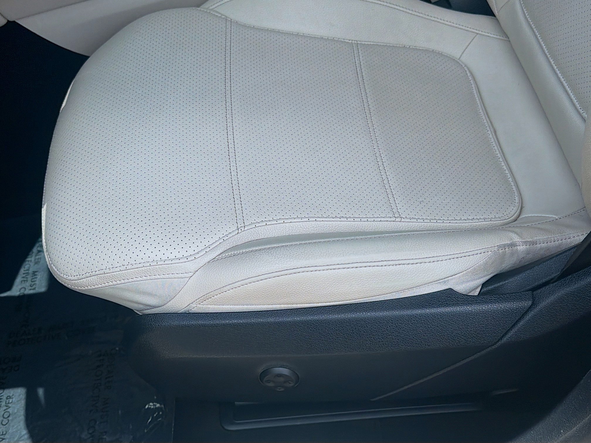 Used 2024 Mercedes-Benz GLC 300 image 17