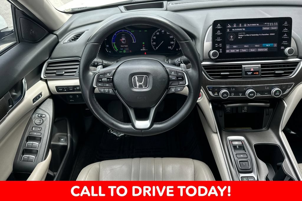 Used 2018 Honda Accord Touring image 13
