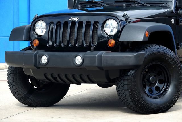 Used 2010 Jeep Wrangler Unlimited Sport image 19