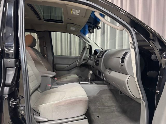Used 2006 Nissan Frontier XE w/ (G01) XE Preferred Pkg image 9