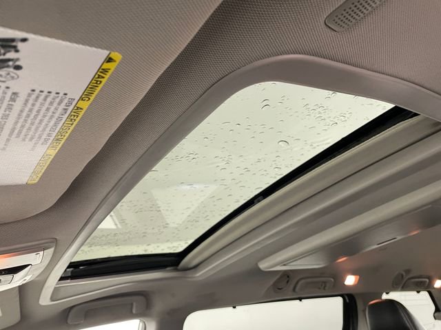 Used 2019 Toyota Sienna SE Premium image 15