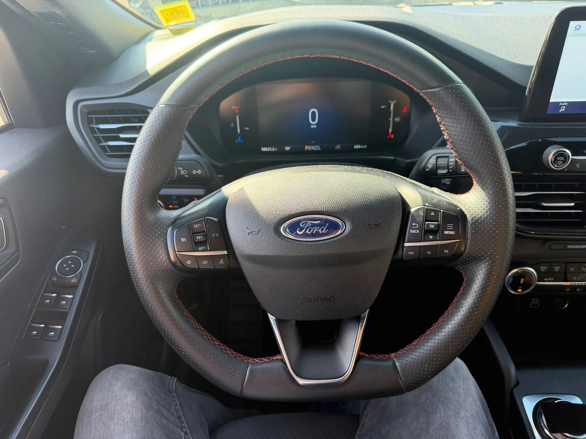 Used 2025 Ford Escape ST-Line AWD/4WD image 12