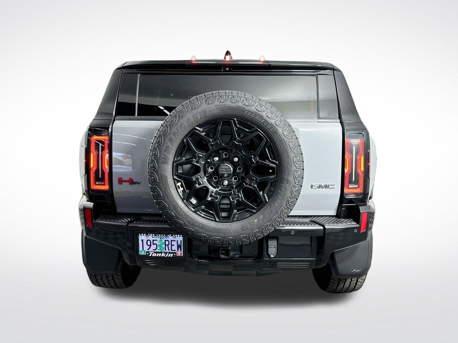 Used 2024 GMC Hummer EV 2X w/ LPO, Illumination Package AWD/4WD image 7