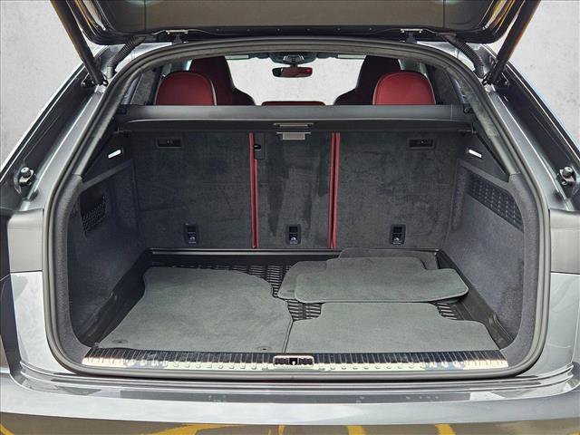 Used 2022 Audi SQ8 Prestige AWD/4WD image 6