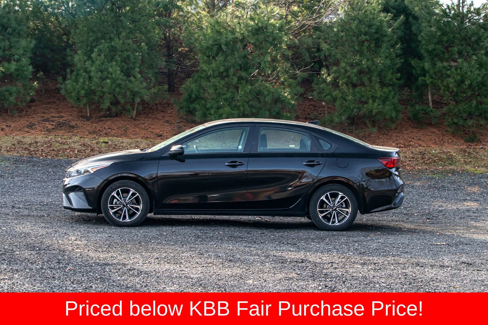 Used 2024 Kia Forte LXS FWD image 4