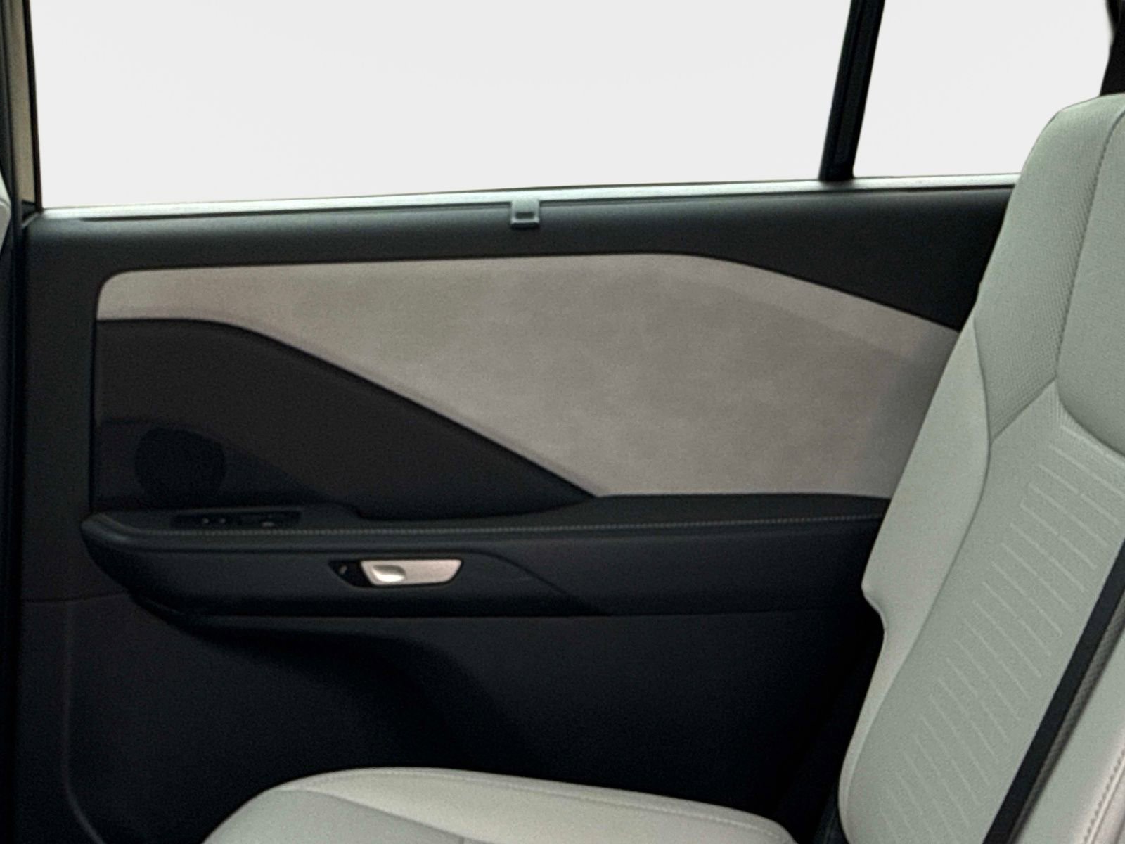 Used 2025 Lexus TX 350 AWD w/ Technology Package image 13