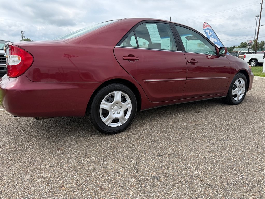 Used 2003 Toyota Camry XLE w/ Gold Pkg FWD image 6