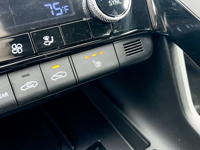 New 2025 Hyundai Elantra SEL image 24