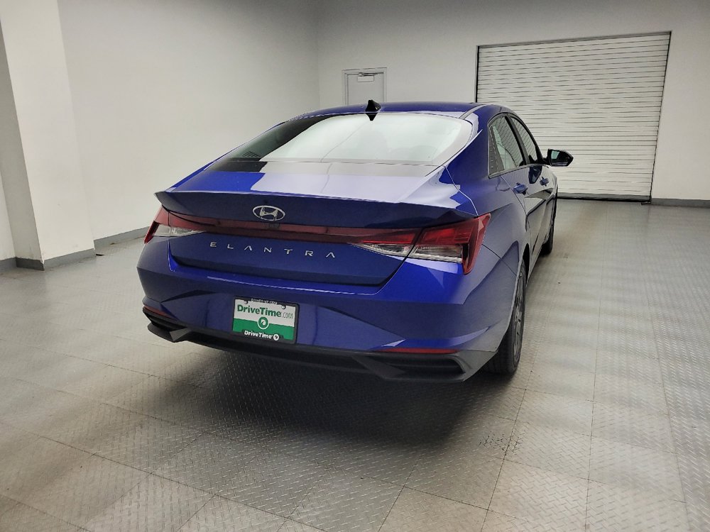 Used 2021 Hyundai Elantra SEL w/ Cargo Package FWD image 7
