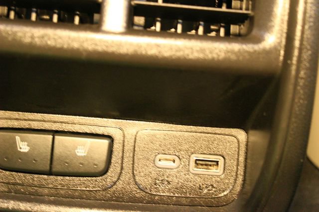 Used 2021 Cadillac XT4 Premium Luxury w/ Sun And Sound Package image 16