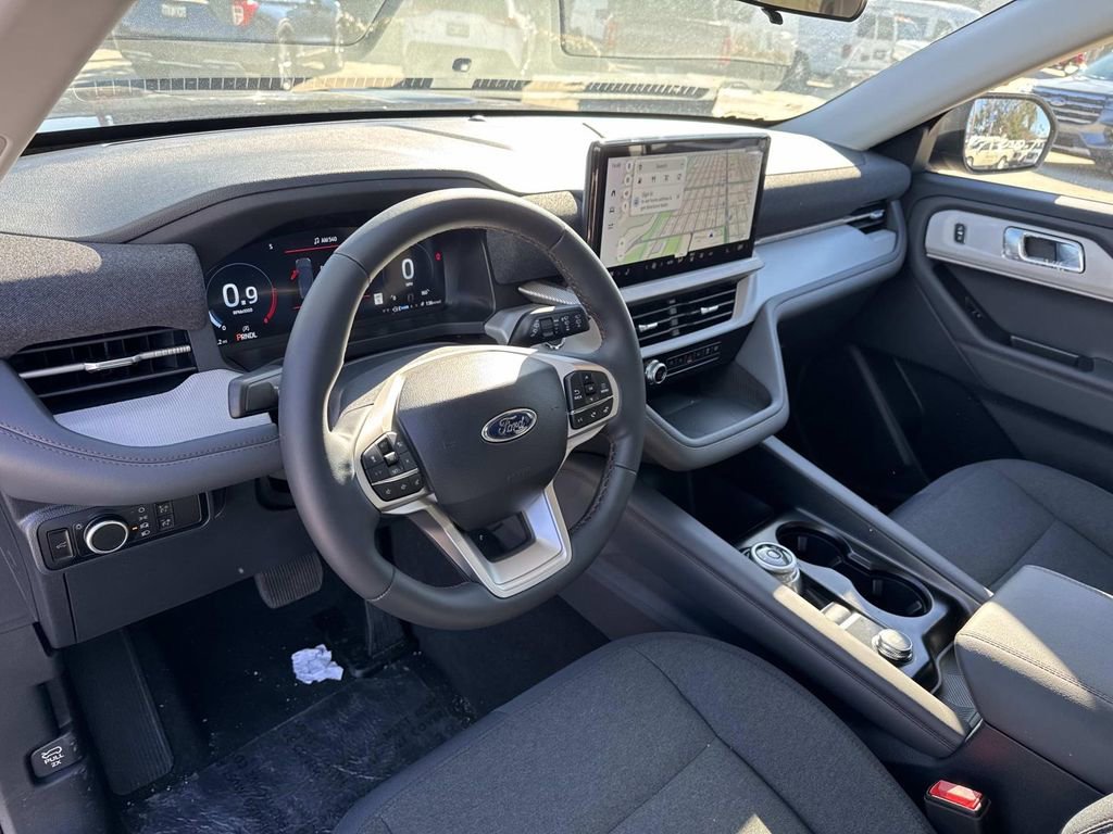 New 2026 Ford Explorer Active image 8