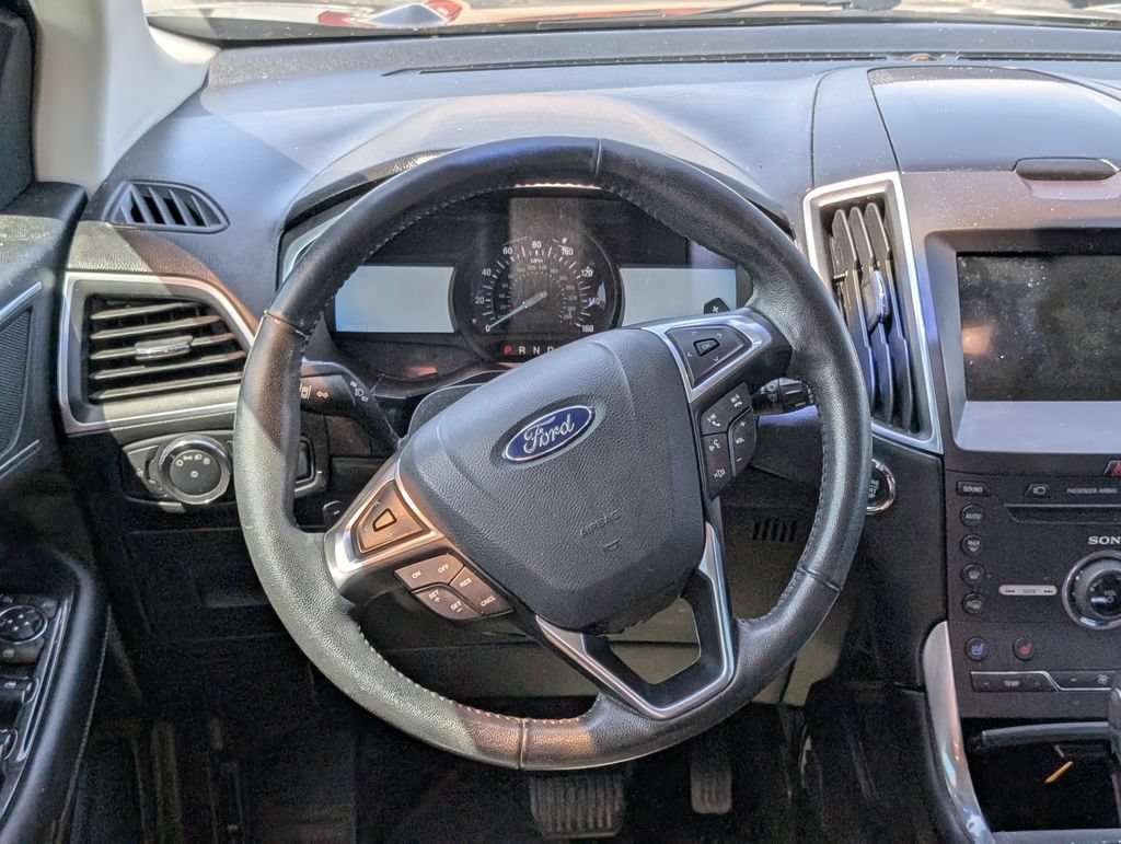 Used 2016 Ford Edge Titanium w/ Equipment Group 302A AWD/4WD image 11