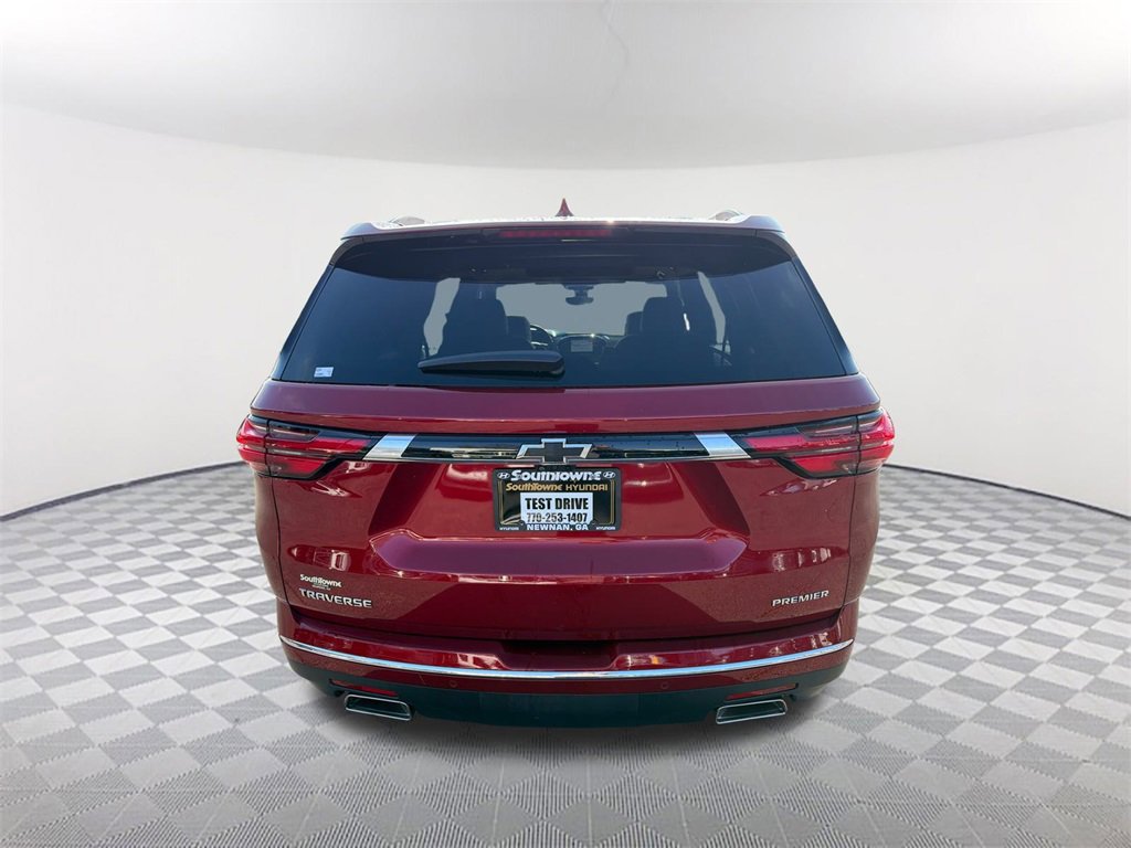 Used 2023 Chevrolet Traverse Premier w/ LPO, Floor Liner Package image 6
