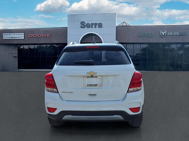 Used 2021 Chevrolet Trax LT w/ LT Convenience Package image 5