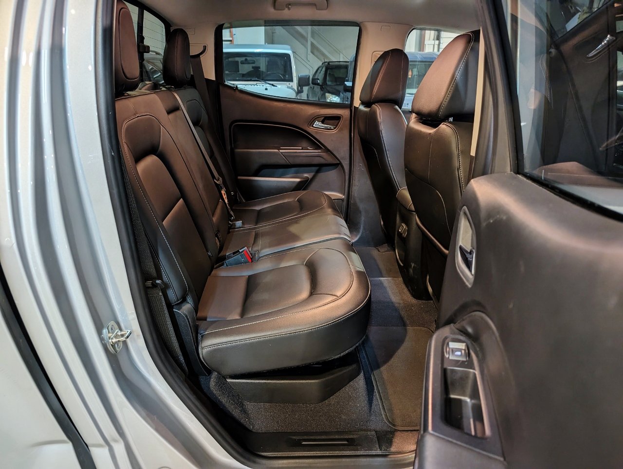 Used 2019 Chevrolet Colorado LT w/ Colorado RST Special Edition RWD image 24