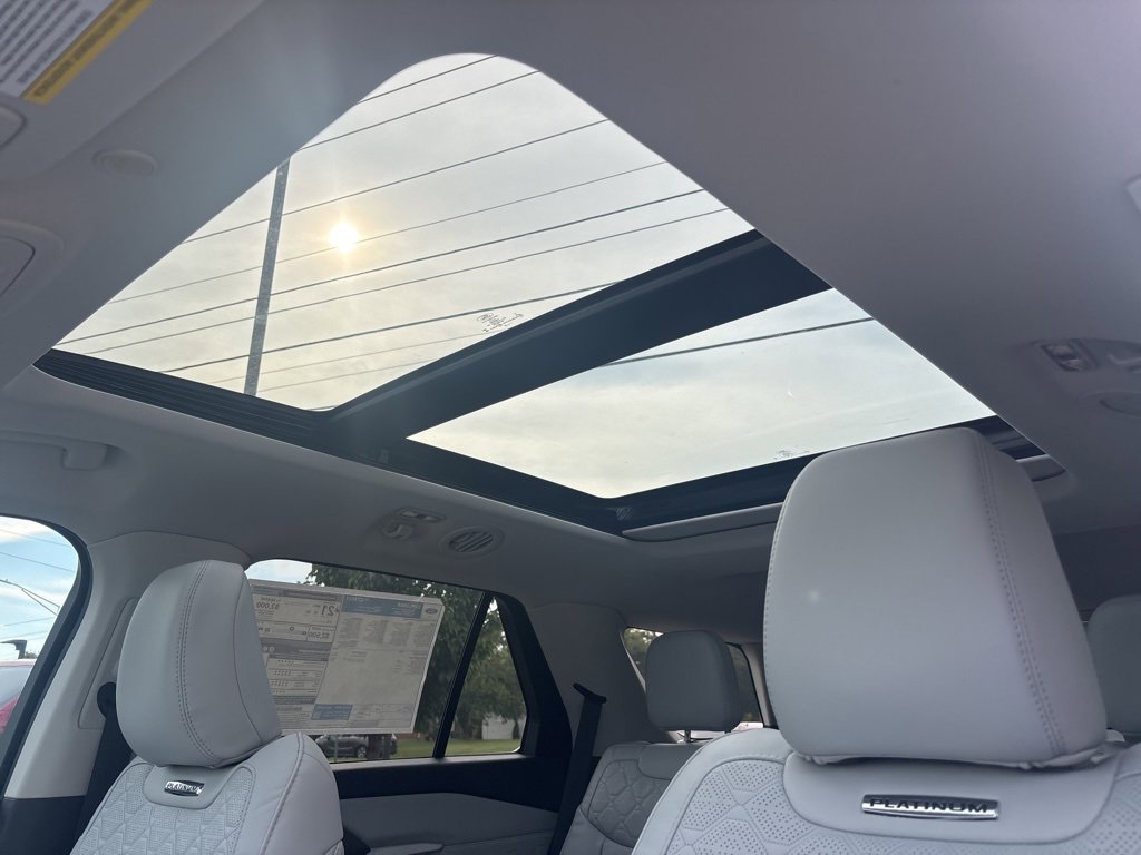 New 2025 Ford Explorer Platinum w/ Ultimate Package image 14