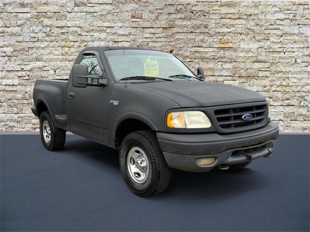 Used 1999 Ford F150 XLT image 2