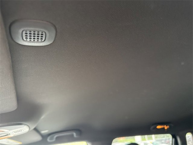 Used 2024 Jeep Compass Trailhawk image 27