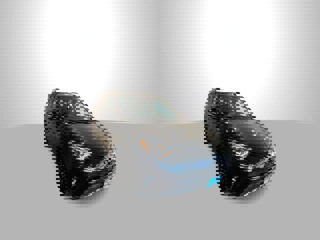 Used 2017 Toyota RAV4 SE w/ Advanced Technology Package image 2