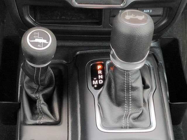 Used 2024 Jeep Wrangler Unlimited Sport AWD/4WD image 19